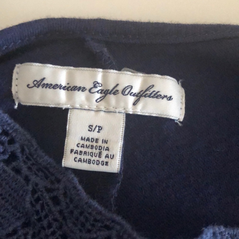 American Eagle Crocheted Flowing Blouse Small - Picture 4 of 10